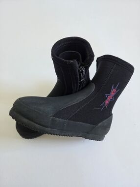 Jag neoprene diving wetsuit boots for kids US size 2 for 6T